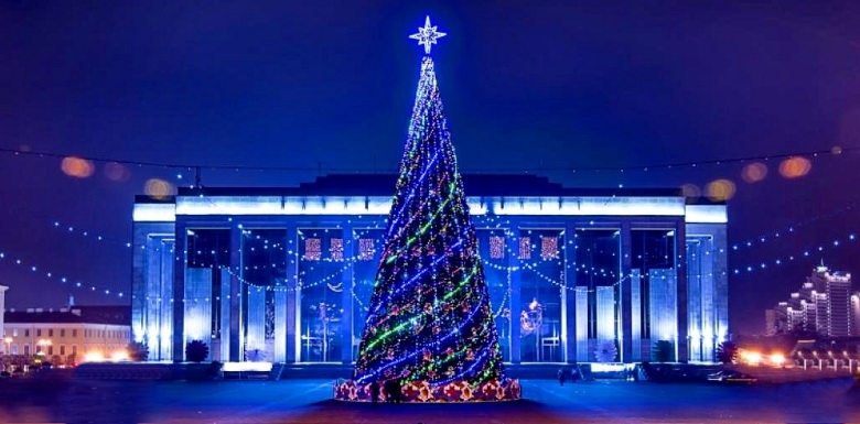 новогодняя елка на площади