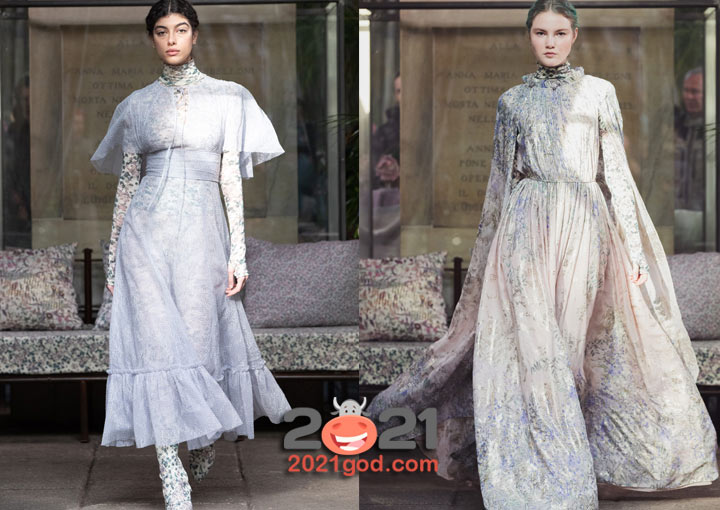 Полупрозрачное платье на 2021 год