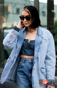 джинсовый жакет - уличная мода осень-зима 2020-2021