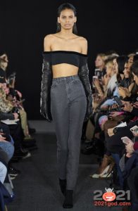 Трендовые модели серых джинсов на 2021 год