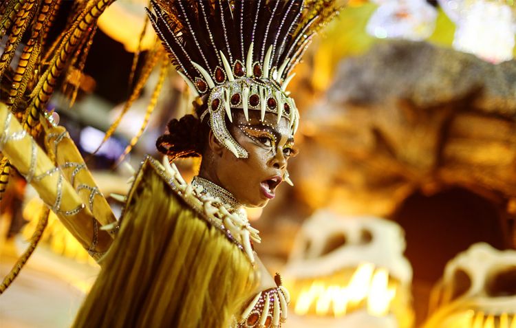 Костюмы на карнавале в Бразилии