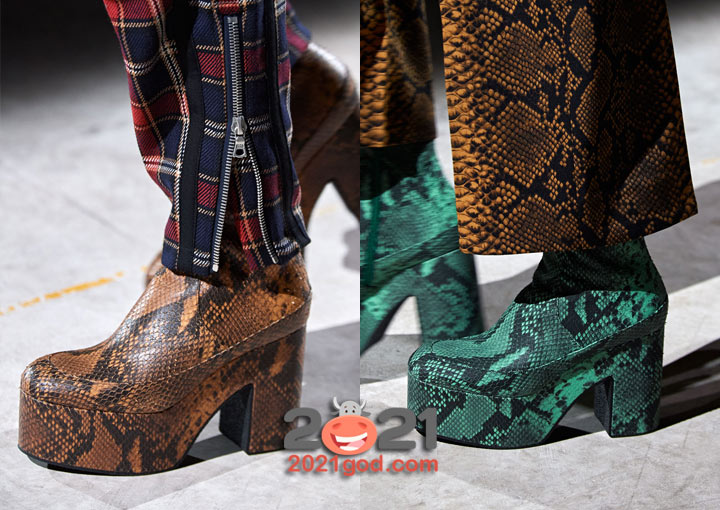 Ботильоны зимы 2020-2021 года - зоологический принт